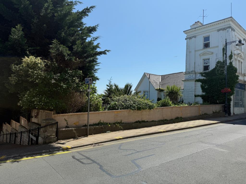 Lot: 25 - FORMER HOTEL CAR PARK WITH POTENTIAL - View from The High Street